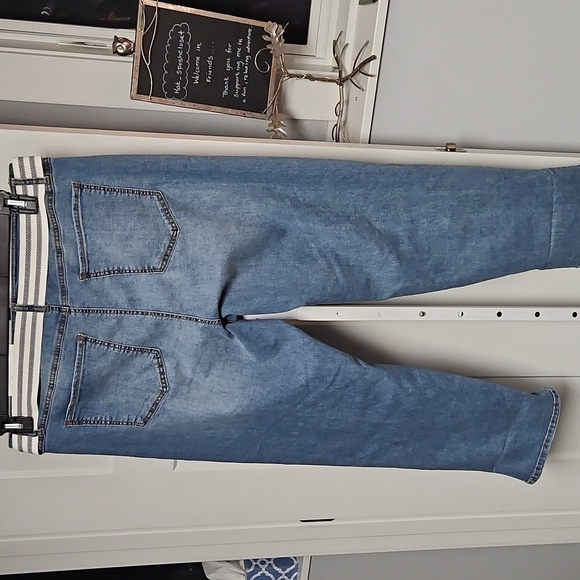 Cato Blue Ankle Cropped Jeans with Belt - Picture 5 of 6